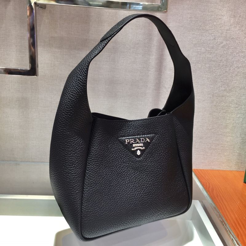 Pra*a bucket bags